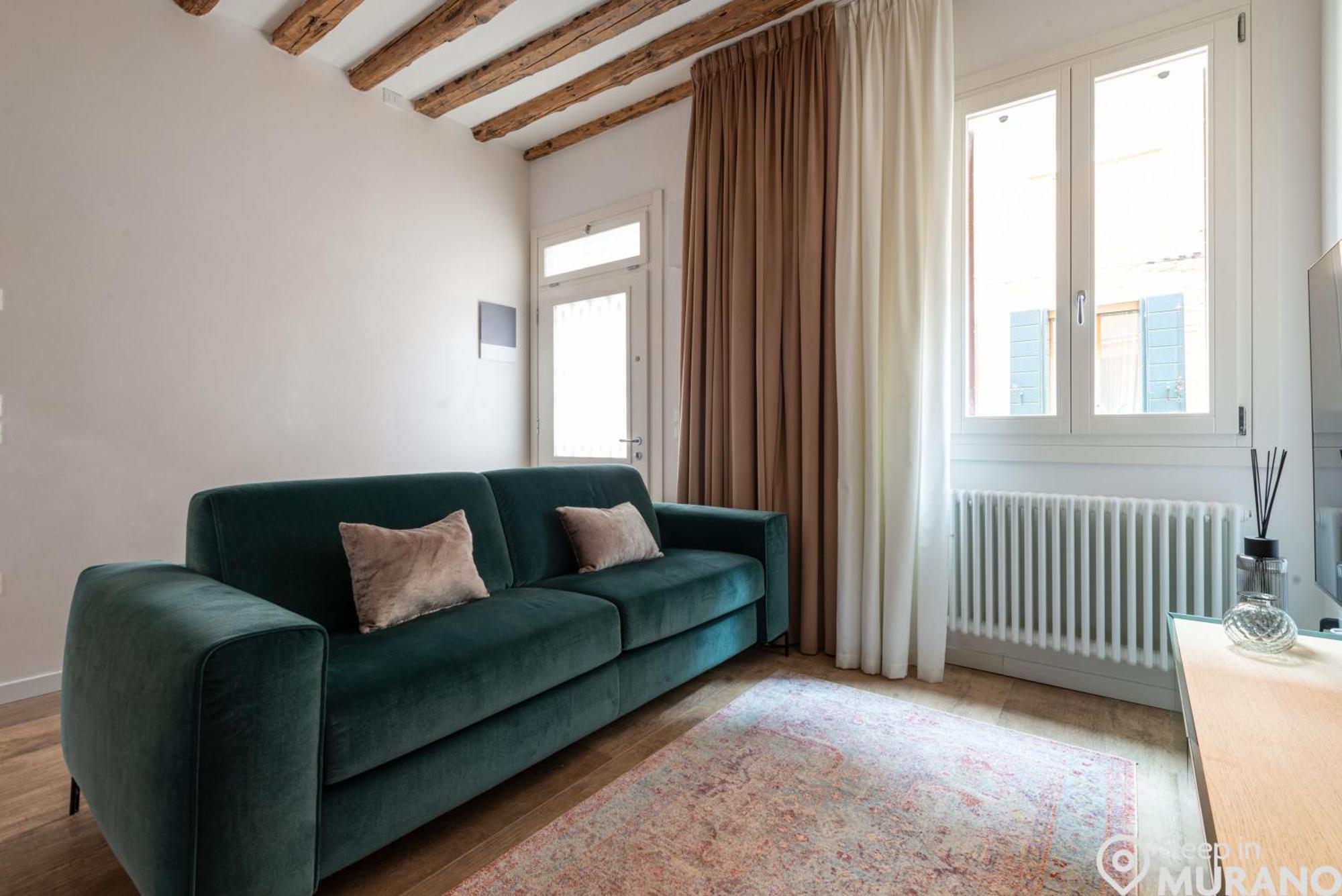 Place - Mistro House *