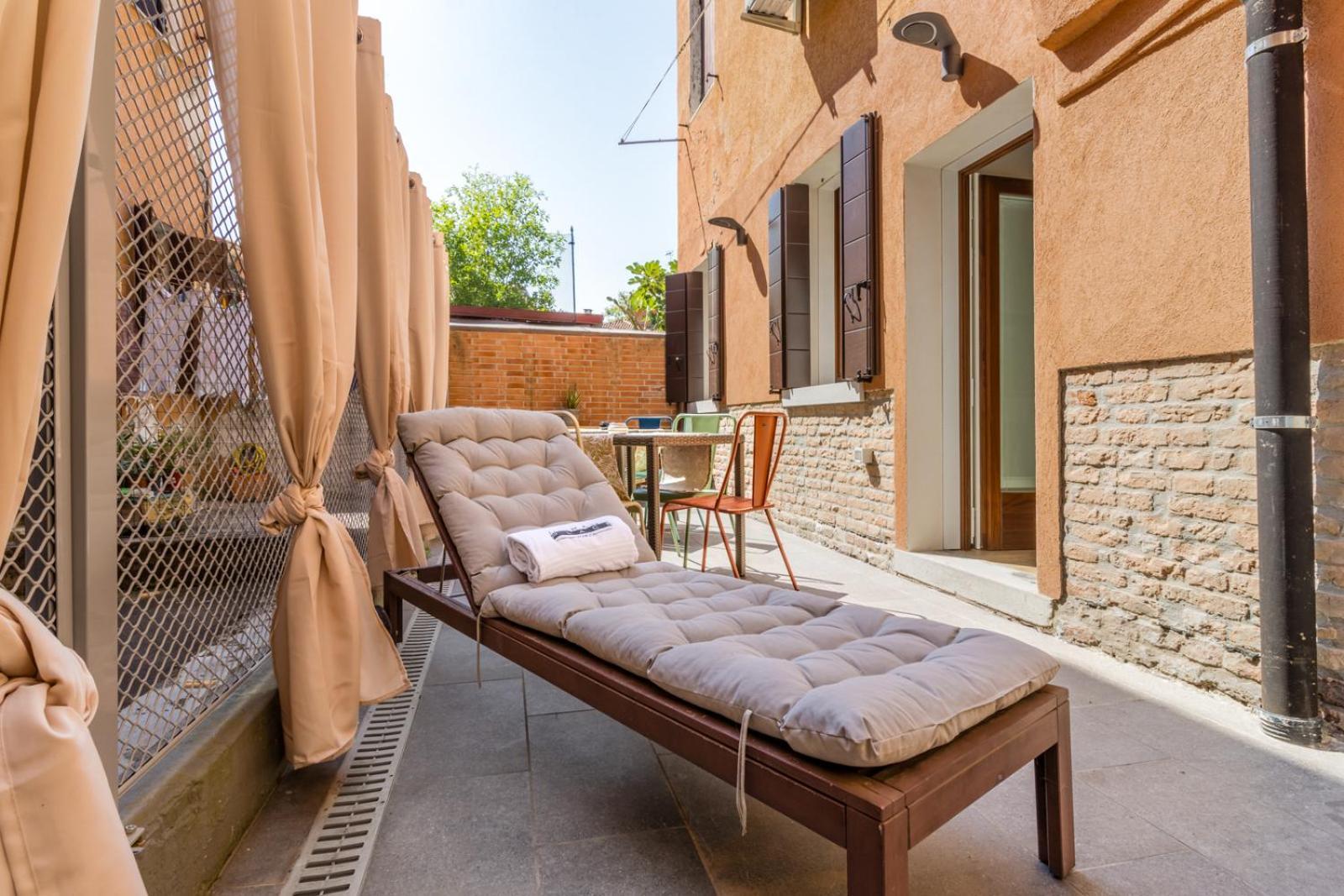 Place - Mistro House